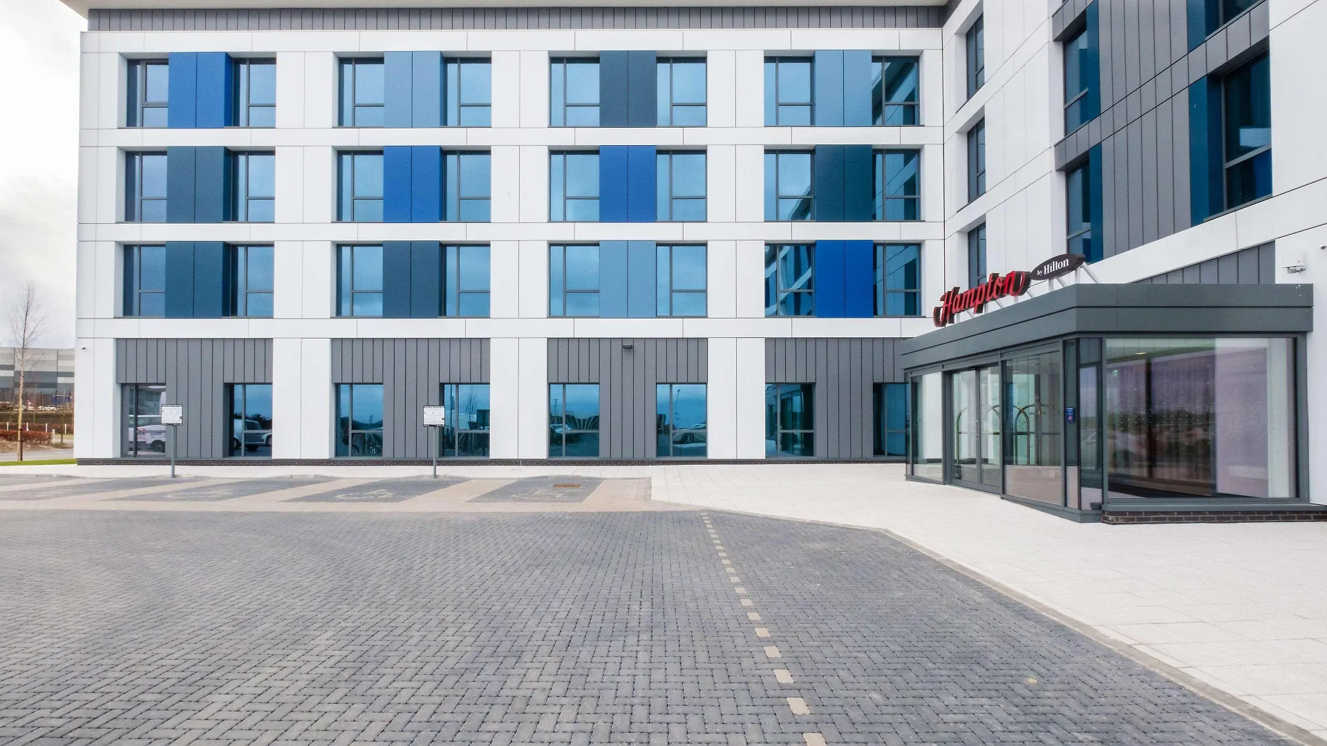 Hotel Hampton By Hilton Aberdeen Airport Dyce