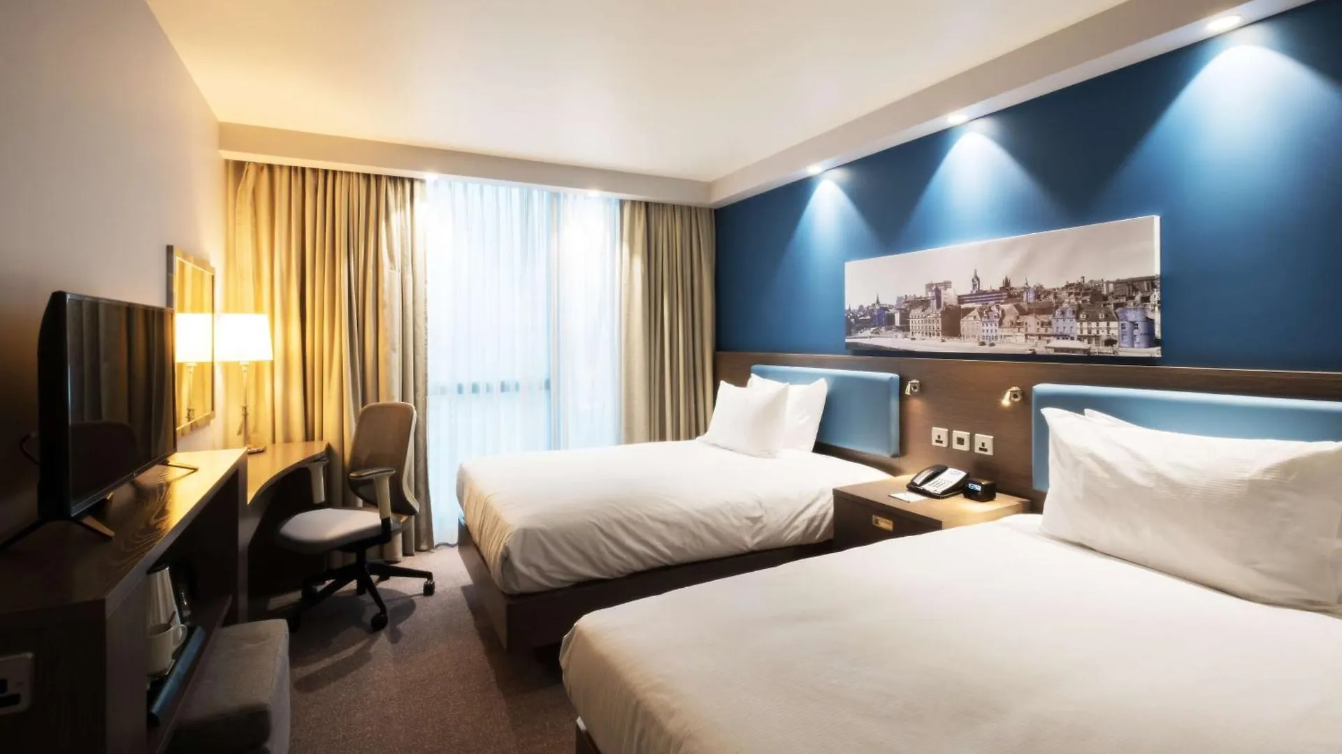 Hampton By Hilton Aberdeen Airport Dyce 3*,